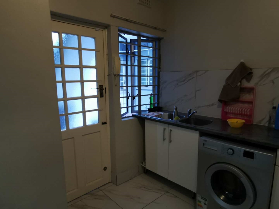 2 Bedroom Property for Sale in Rosebank Western Cape